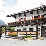 Hotel Gundl Alm