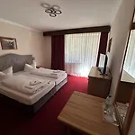 Hotel Gundl Alm