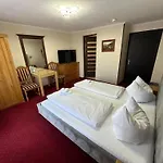 Gundl Alm Hotel