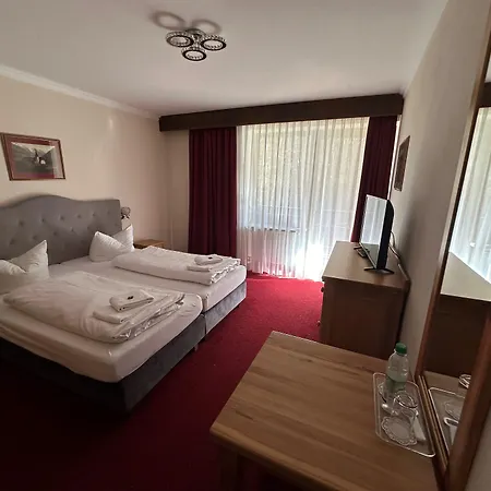 Hotel Gundl Alm