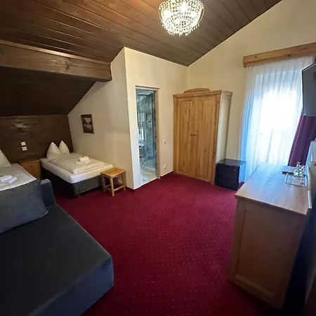 Gundl Alm Hotel 3*