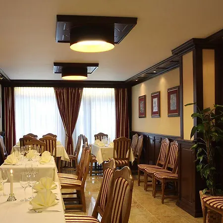 Gundl Alm Hotel