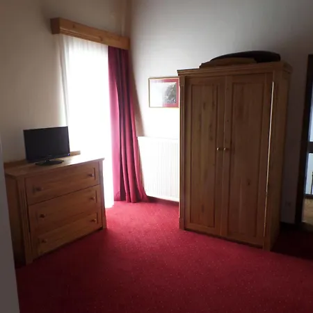 Gundl Alm Hotel